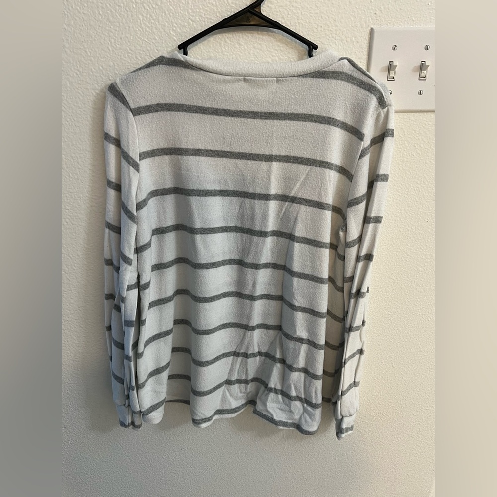 Sweater - Picture 2 of 2